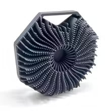 brosse nettoyante grise