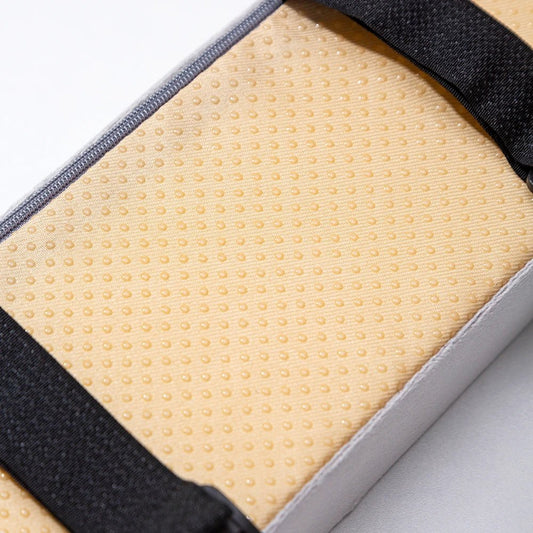 Coussinets d'accoudoir face attaches