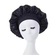 Bonnet noir miniature