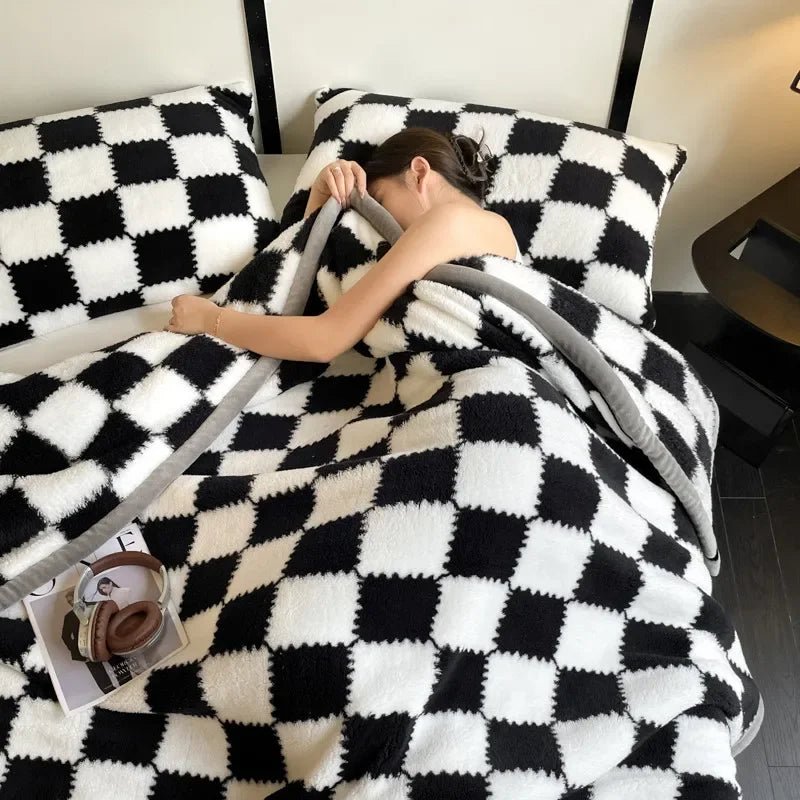 couverture de lit noir avec model