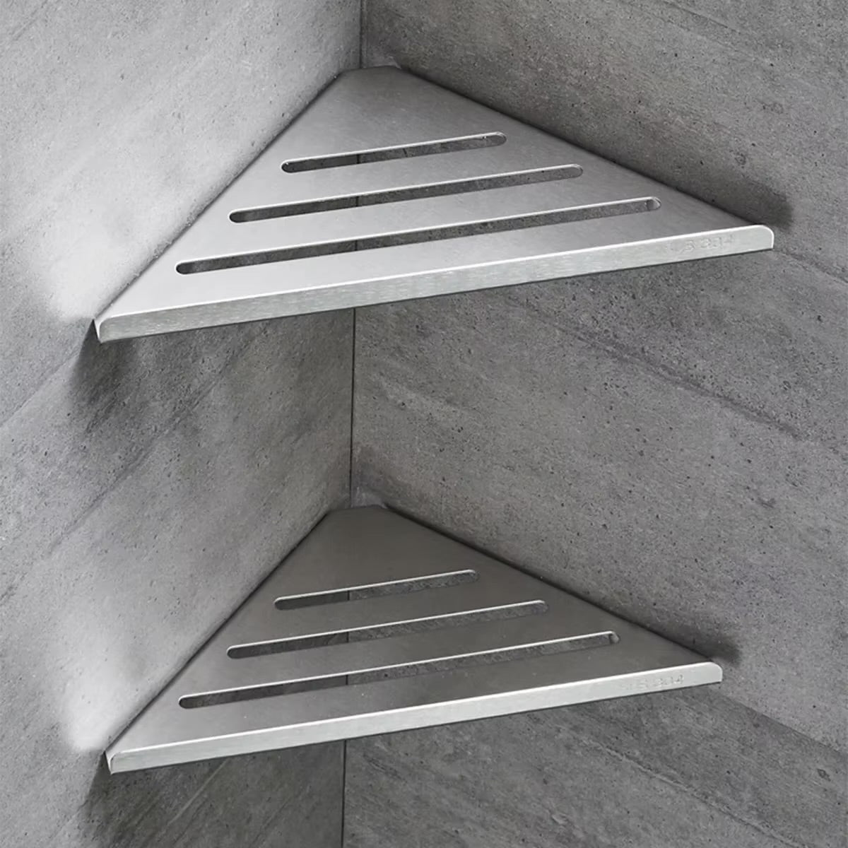 etagere en triangle-argent-2-vide