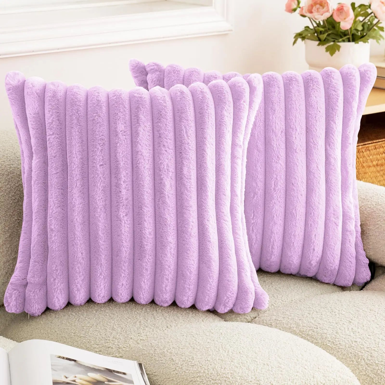 housse de coussin en faux fourrure de lapin violet