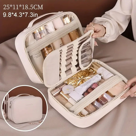 pochette de voyage spacieuse beige