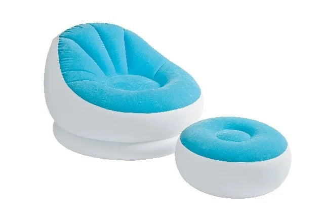 sofa gonflable bleu et blanc