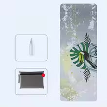 tapis de yoga imprimé bids with falling flowers